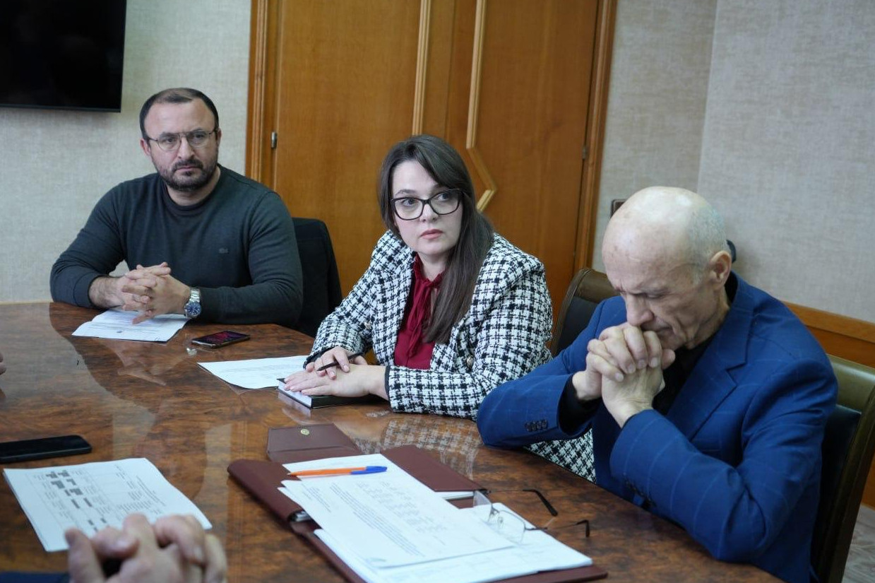 В администрации г. Махачкалы прошло заседание по вопросу АТЗ религиозных объектов